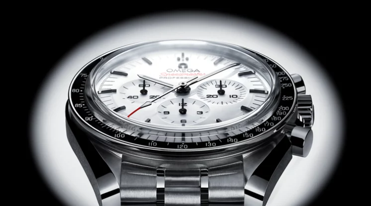 Omega Speedmaster cover