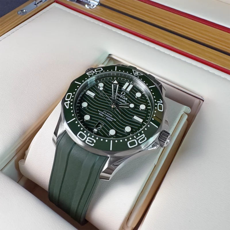 Omega Seamaster 300m in presentation box
